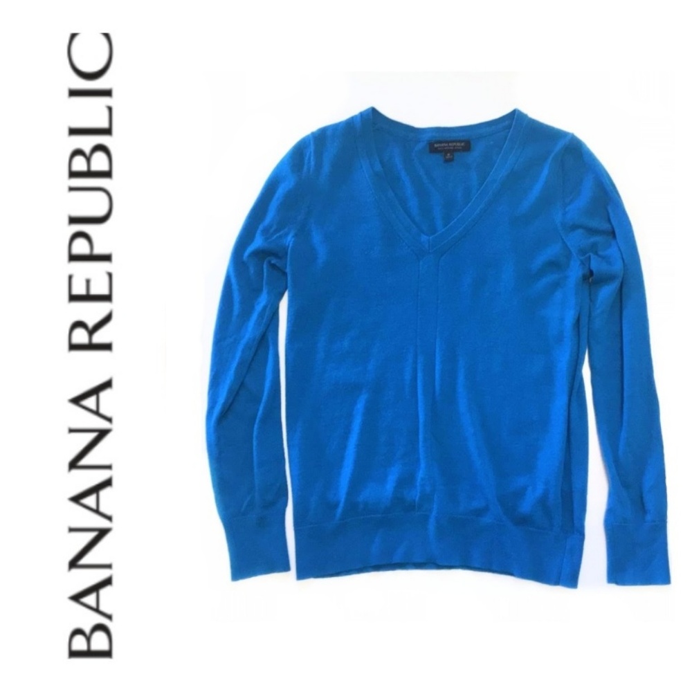 Banana Republic Extra Fine Merino V-Neck Sweater